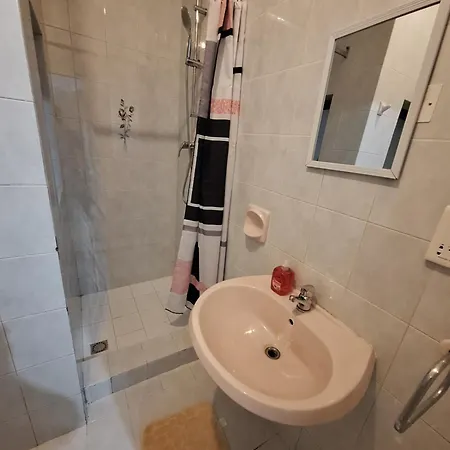 Lovely Paceville F Saint Julian's