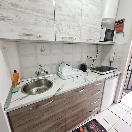 Lovely Paceville F * Saint Julian's